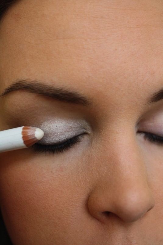 11. Make Eyeshadows Pop
Have you ever purchased a vibrant color of shadow that once applied appears rather dull? The key to making those colors pop is a white base. Use a white eyeliner and cover your entire lid before applying the color of your choice.