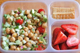 chickpea salad (with avocado, onion, tomato), crackers, strawberries
