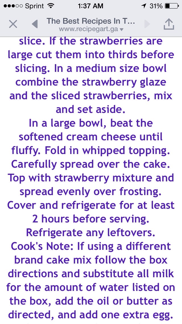 The Easiest Strawberry Cream Cake
