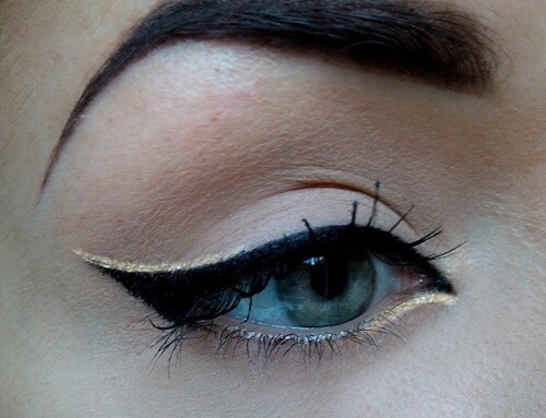 Sparkly Holiday Eye Makeup 