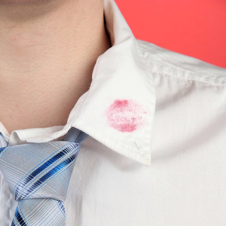 10. Remove makeup stains from clothing

