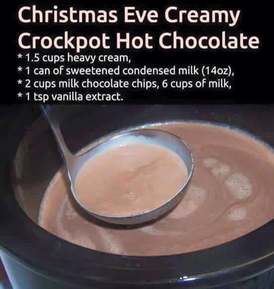 CHRISTMAS EVE CREAMY CROCKPOT HOT CHOCOLATE!