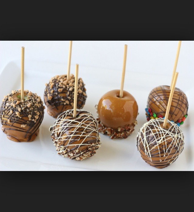 Caramel dipped apples