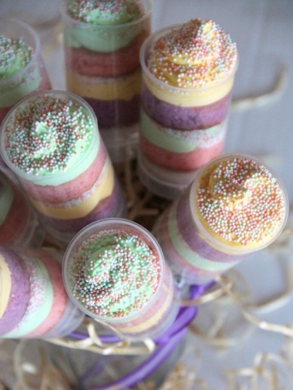 Spring rainbow push-up pop cupcakes 
