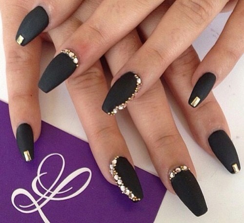 Check Out These Beautiful Nails! π