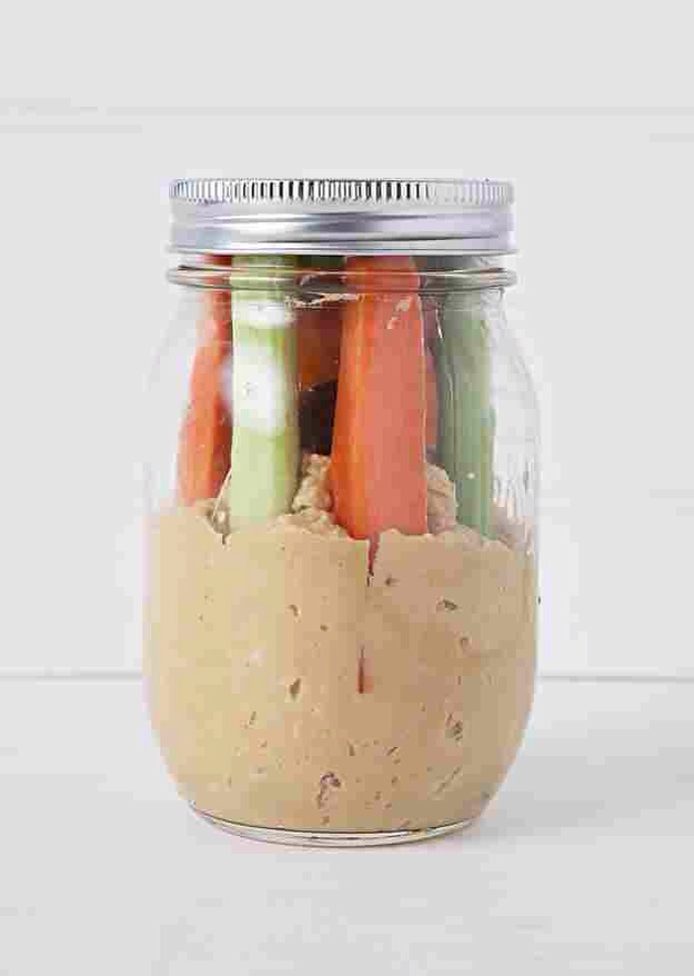 2. Mason Jar Hummus and Veggies
