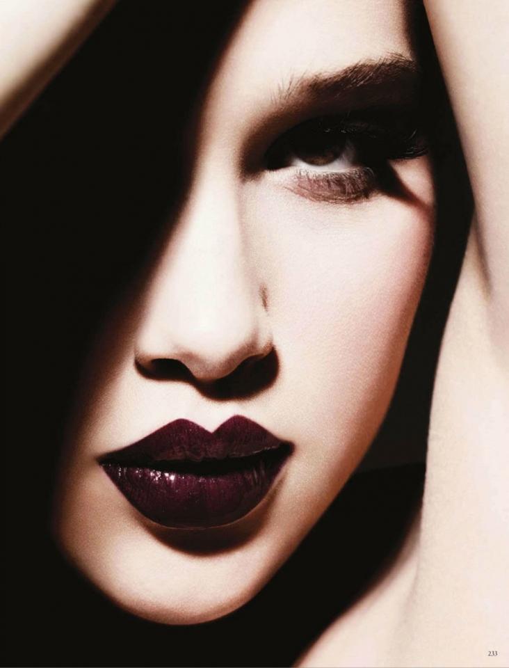 Tips To Rocking Dark Lips 