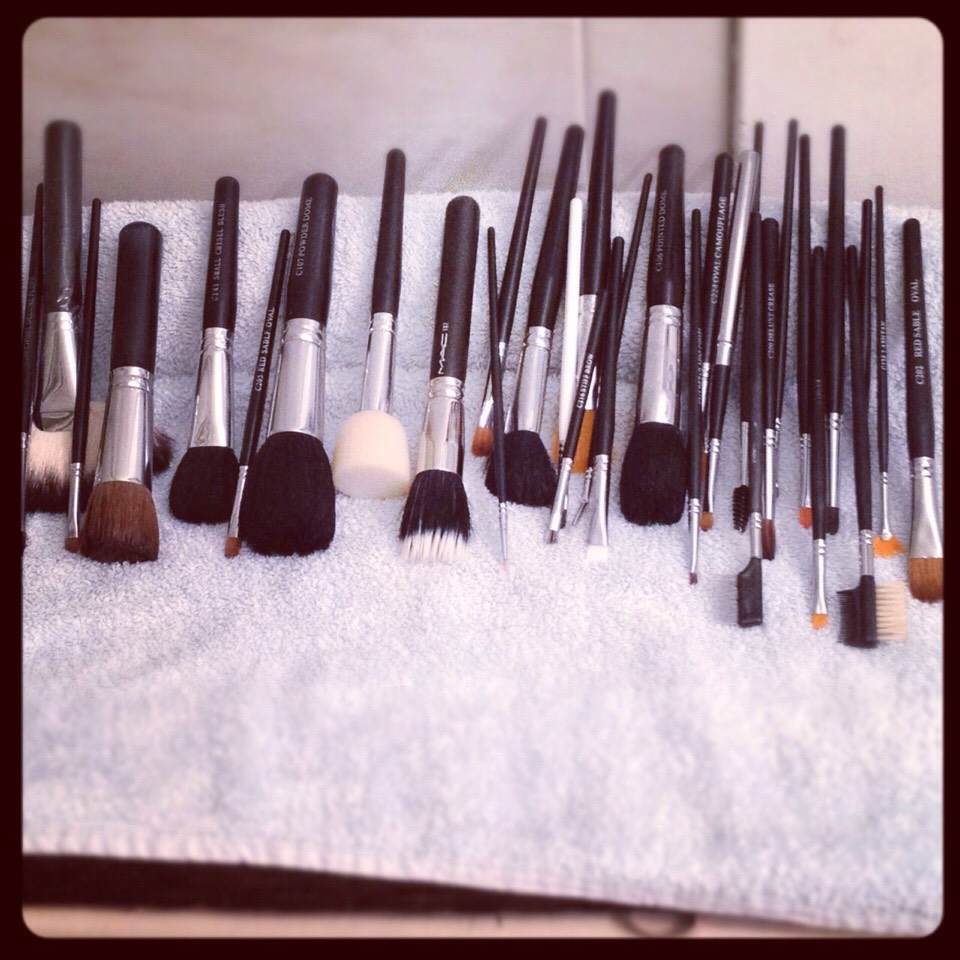 Clean Your Makeup Brushes Properly.💅