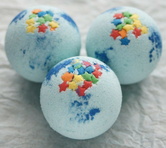DIY Beauty Bath Bombs For Smooth Exfoliated Skin!