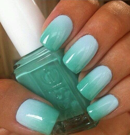Stunning Green Nails