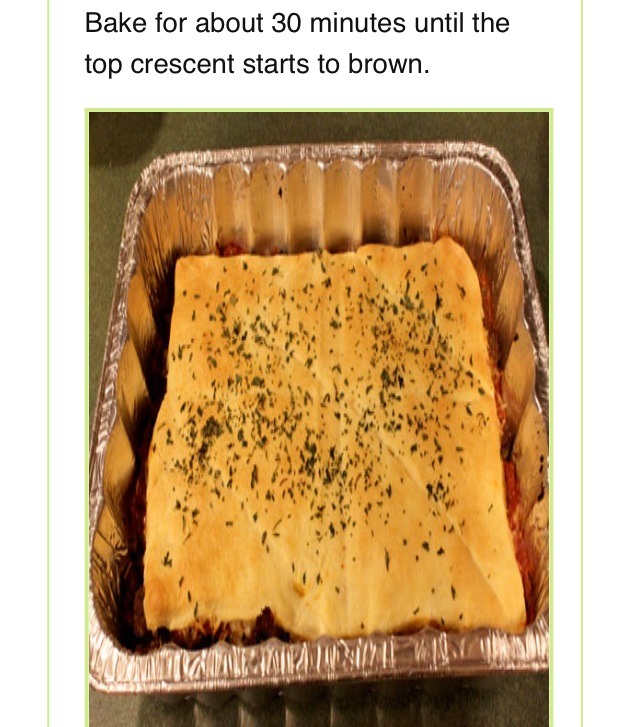 ✨🍕 Crescent Pizza Casserole✨🍕😋