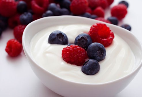 Vanilla yogurt and fruits is a good snack/mini dessert. Taste amazing 