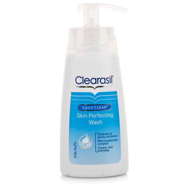 This not only helps to get rid off spots but it also leaves your face very soft and fresh looking ๐๐