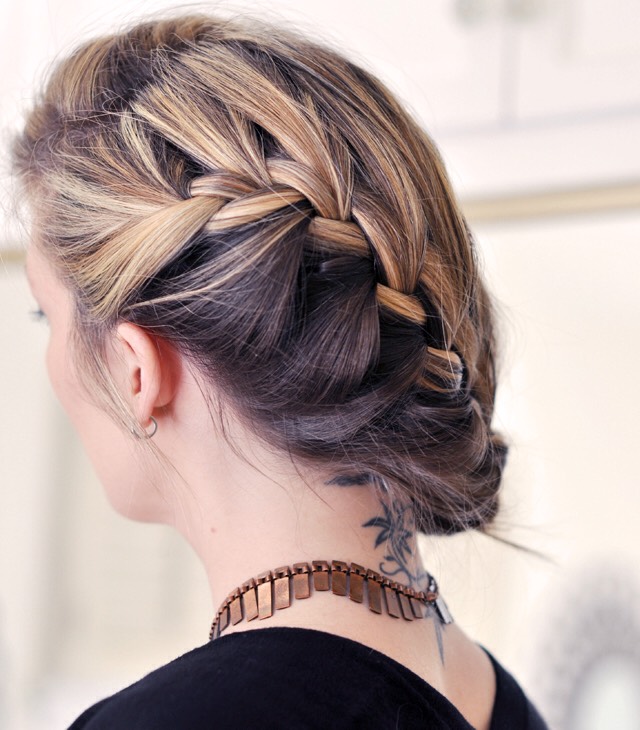 French Braid Tutorial #HolidayHair