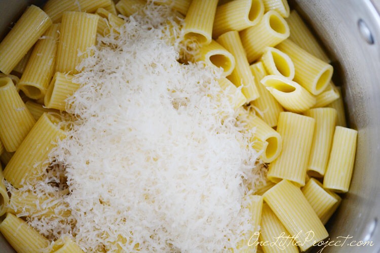 Three Cheese Italian Rigatoni Pie
#SummerVibes