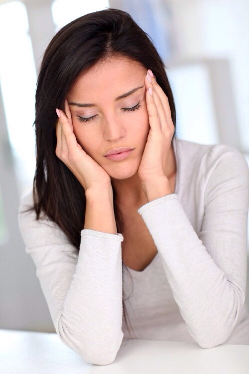 Headaches
just use ginger powder to create a paste and then apply that paste to your forehead. It helps to relieve inflammation in the blood vessels which alleviates the headache.