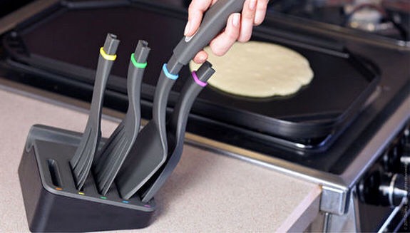 interchangeable utensils! 