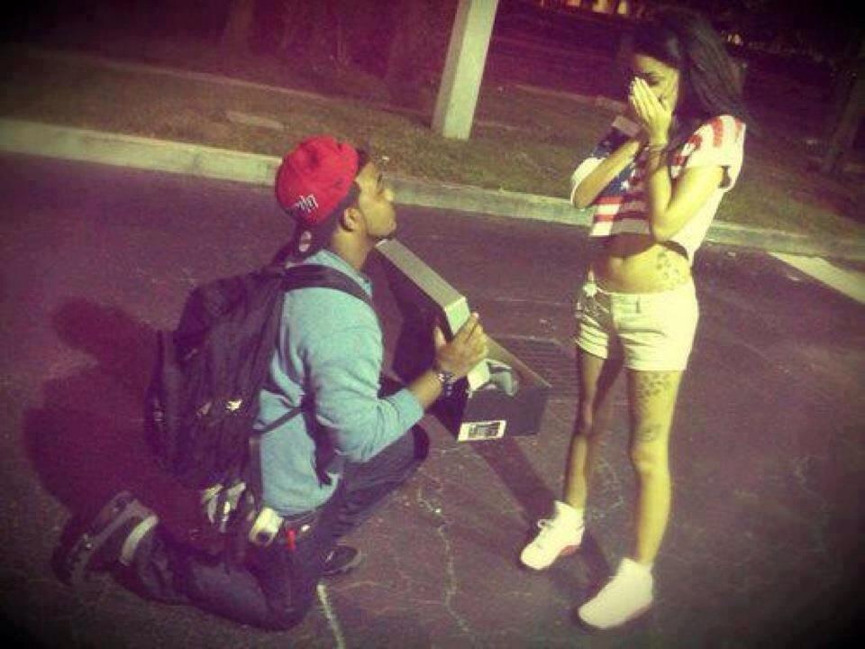 3⃣ if he likes you he won't talk about his exes and his crushes and other hot girls. maybe he'll try to make you jealous but not like he talks about them