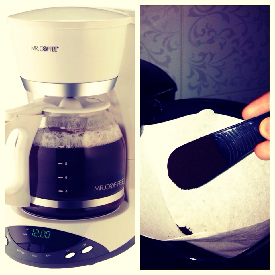 -> You will need a coffee machine or an espresso machine
-> Put 1 1/2 scoops of coffee (or how much you want) 
-> Start to brew your coffee 