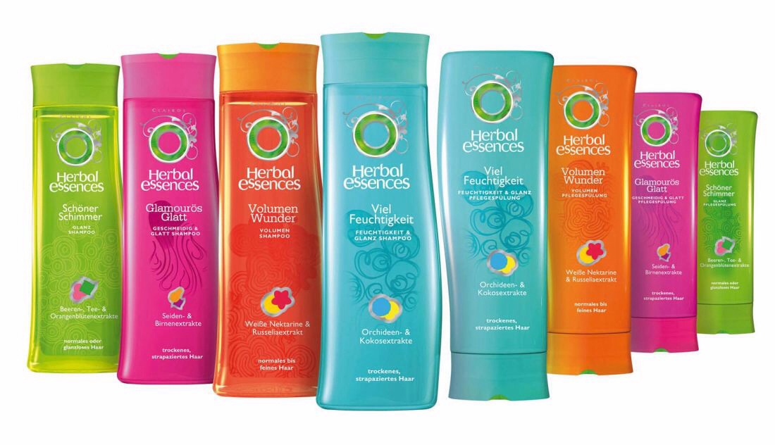 ✨KEEP CHANGING SHAMPOO AND CONDITIONER✨
After finishing your bottle of shampoo and conditioner, don't get the same one, get a different one. You hair has tastebuds too! Once your hair gets too used to an ingredient, it rejects it leaving hair pretty dry and brittle.