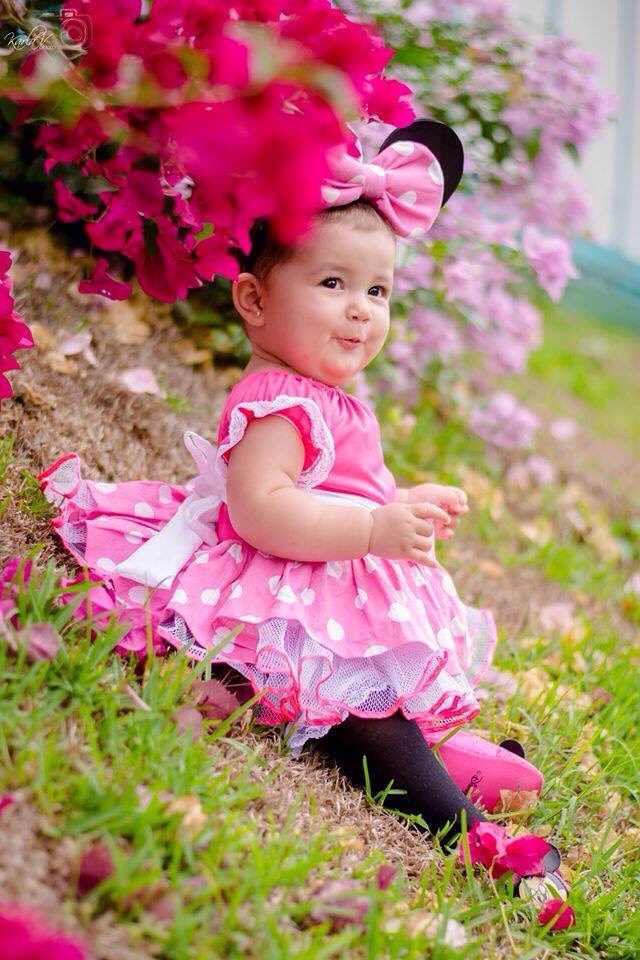 "Little Girl Costumes 👸👧😇"
