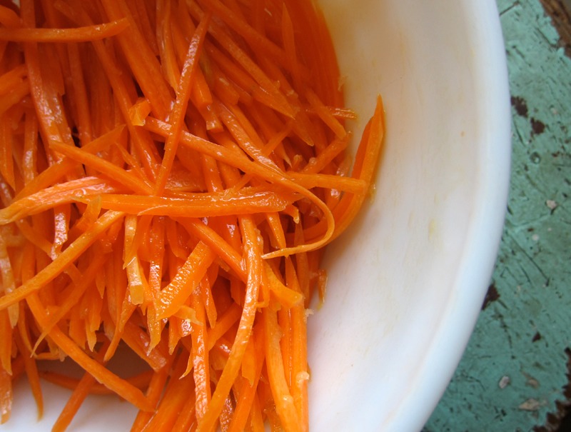 Re-Pickle With It

-Empty whatever leftovers you have in your vegetable drawer into a jar of leftover pickle juice. Let them sit for a few days and you have NEW PICKLES!

-Place shredded carrots into a jar of pickle juice for a tangy snack.

-You can also pickle hard-boiled eggs in the leftover juic