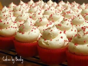 "Some Pretty Amazing Valentine Cupcake Ideas"