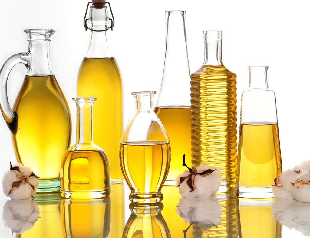 First choose an oil for your hair. Either organic argan or coconut oil.
Next apply the oil to just the tips of your fingers.