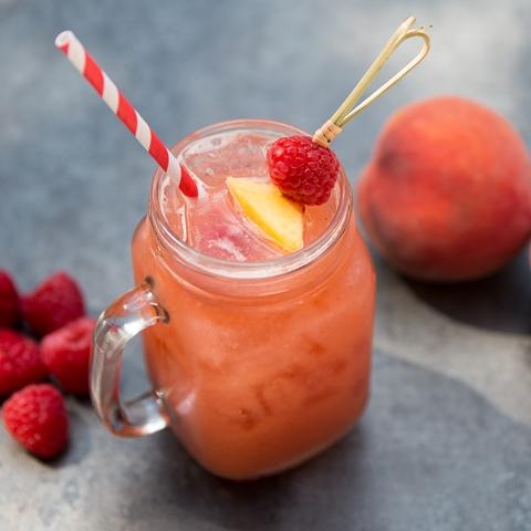 Peach Raspberry Iced Tea
Recipe:
2 cups raspberries
4 peaches
6 tbsp. agave nectar
4 tea bags
8 cups of water