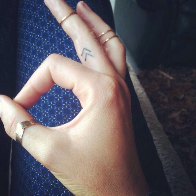30 Small & Simple Tattoo Ideas
