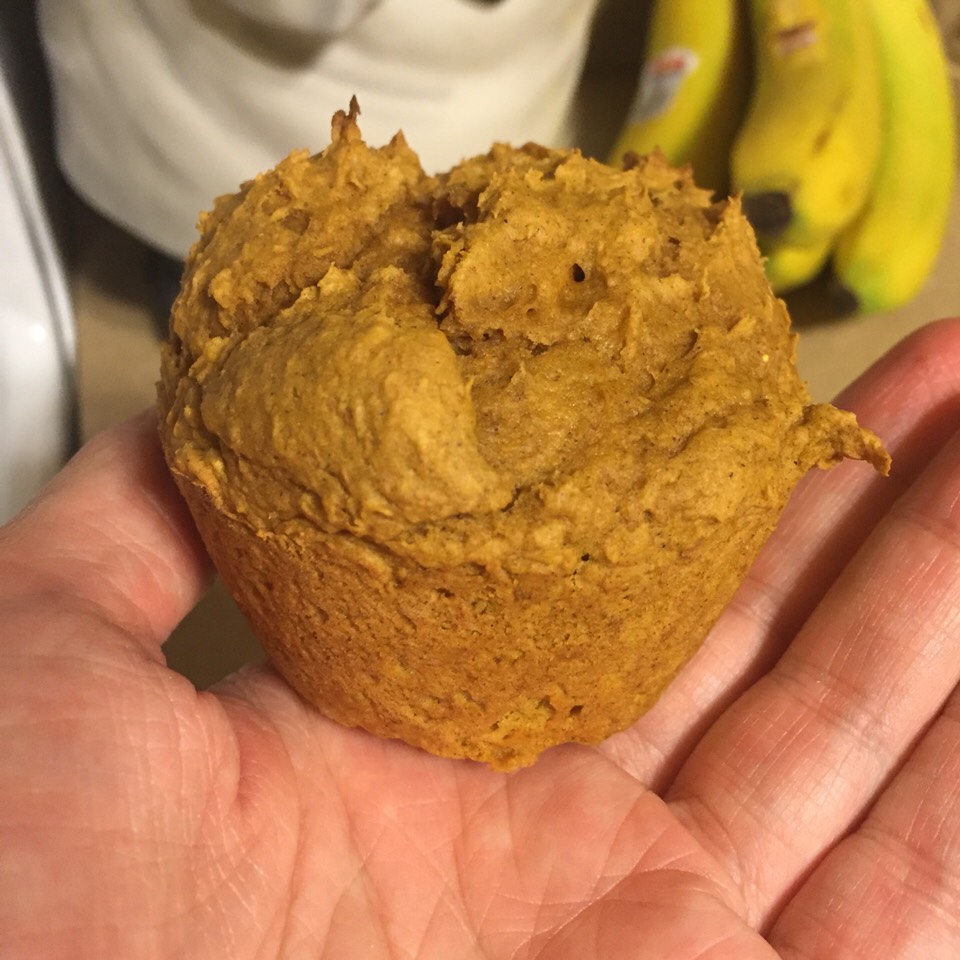 2 Ingredient Pumpkin Muffins