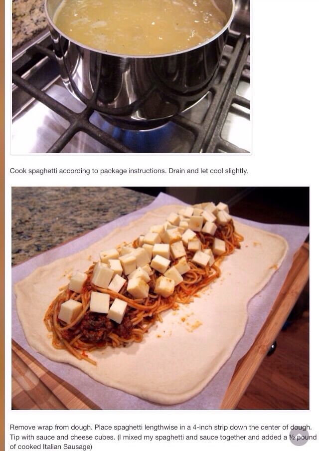 Spaghetti Stuffed Garlic Bread 
