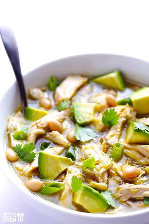 8. Easy Stovetop White Chicken Chili
Chicken broth + shredded chicken + white beans + salsa verde + spices. (Plus: Any toppings you'd like: avocado, cilantro, sour cream.) Get the recipe.
http://www.gimmesomeoven.com/5-ingredient-easy-white-chicken-chili-recipe/
