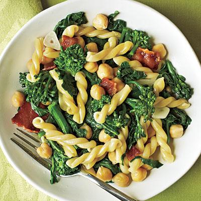 Gemelli with Broccoli Rabe, Bacon, and Chickpeas 

Penne works well in this dish if gemelli isn't available.
