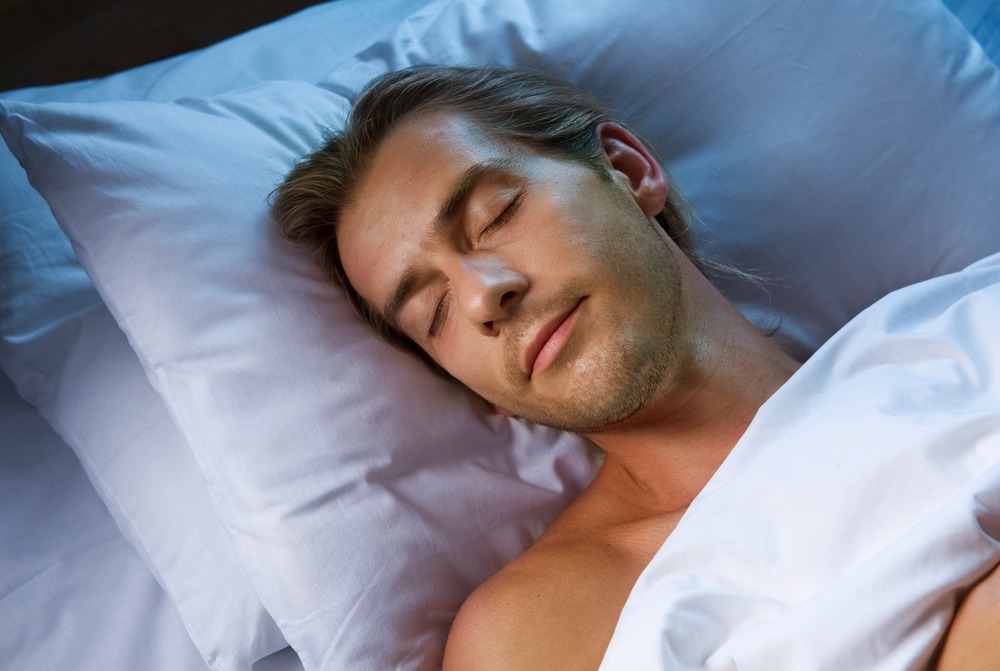 Nap smart
It might be you didn't get enough sleep due to distractions, children, noise etc & you need to catch up on your sleep then take a nap but don't go sleep too long that you'll end up staying up all night.
Have 30-40 mins to feel rested.