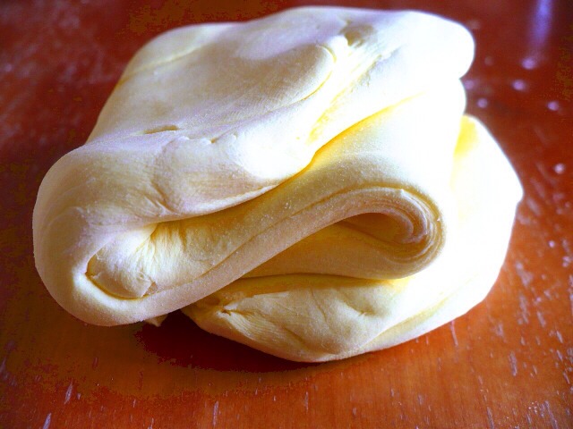 If you add too little icing sugar the fondant will be very sticky- Just add more icing sugar

If you add too much icing sugar the fondant will be very stiff and hard to roll out - knead in a little bit of butter