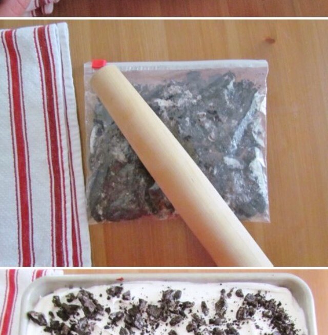 Put the Oreos in a plastic bag and crush it with a rolling pin. Make sure to keep the pieces medium to small sized and not crumbs. 