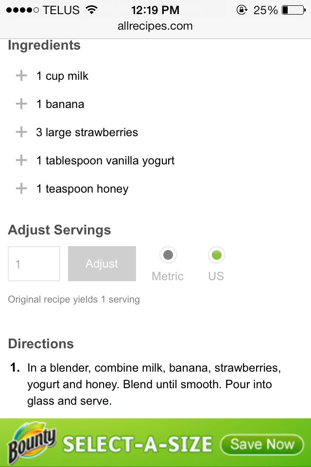 Banana Berry Smoothie To Start Your Day Or for A Late Night Healthy Snack!