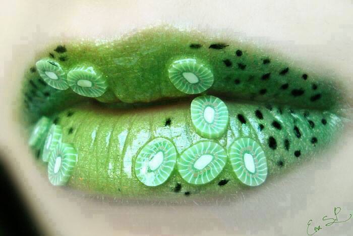 Creepy Halloween Lip Makeup Ideas
