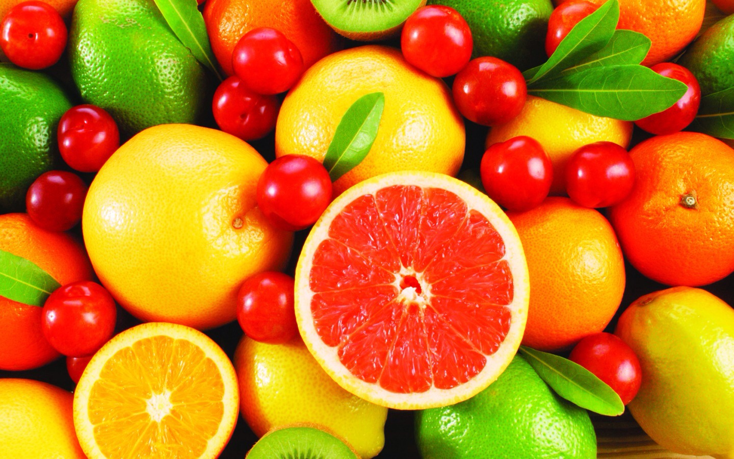9. Use fresh fruit rather than dried in salads
If you’re whipping up a salad for dinner and want to add something sweet, consider fresh fruit rather than dried. While dried can taste great, it’s very calorie dense.