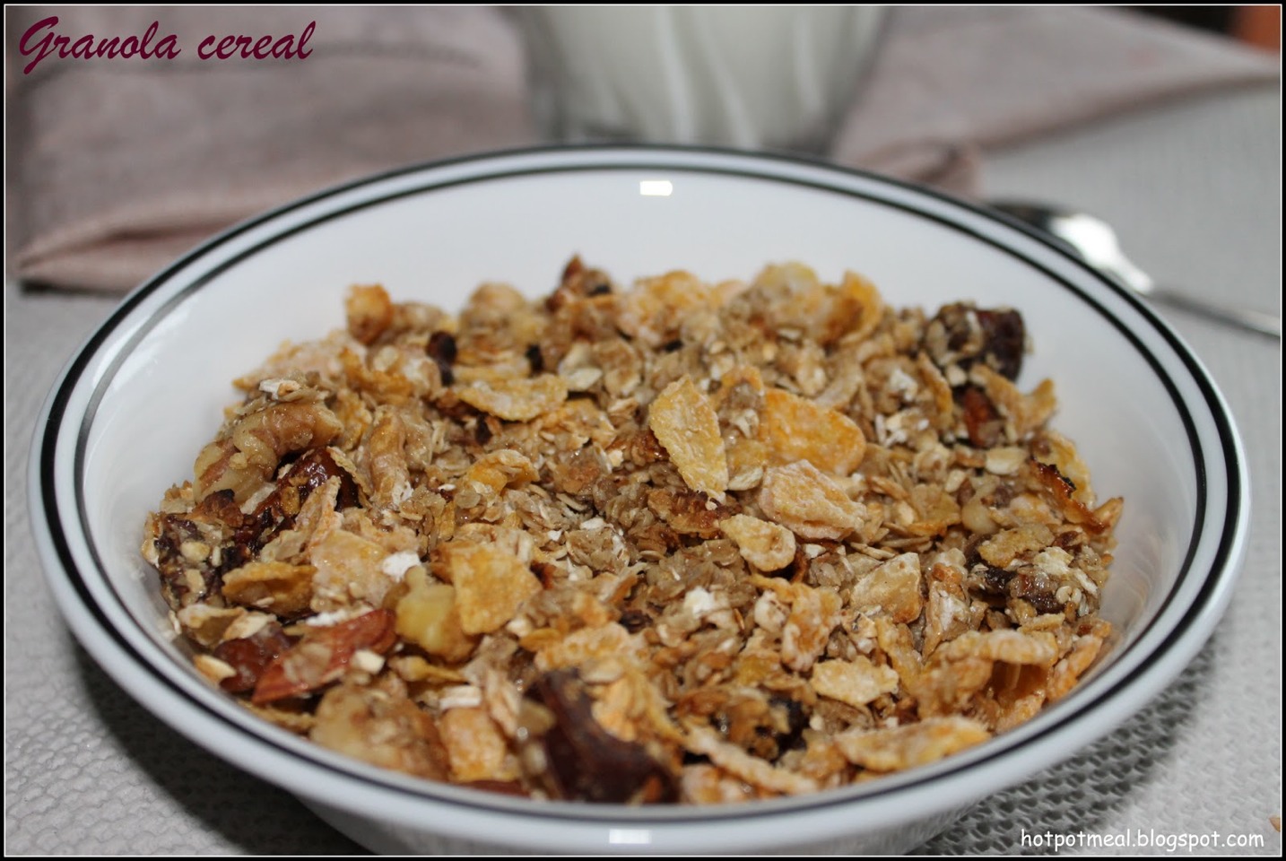 2. Granola: The cereal itself is actually fattening. That’s because granola cereals contain oils, including high in saturated fat coconut oil, sugar, nuts and other high calorie foods. One cup of granola can contain as much as 25 grams of sugar alone! Granola is not all bad, but limit your intake.
