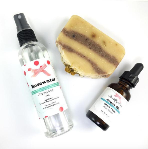 Why you Should Use Natural Bath and Body Products?
You should use natural bath and body products because your skin absorbs 60% of what you apply to it right into the bloodstream.