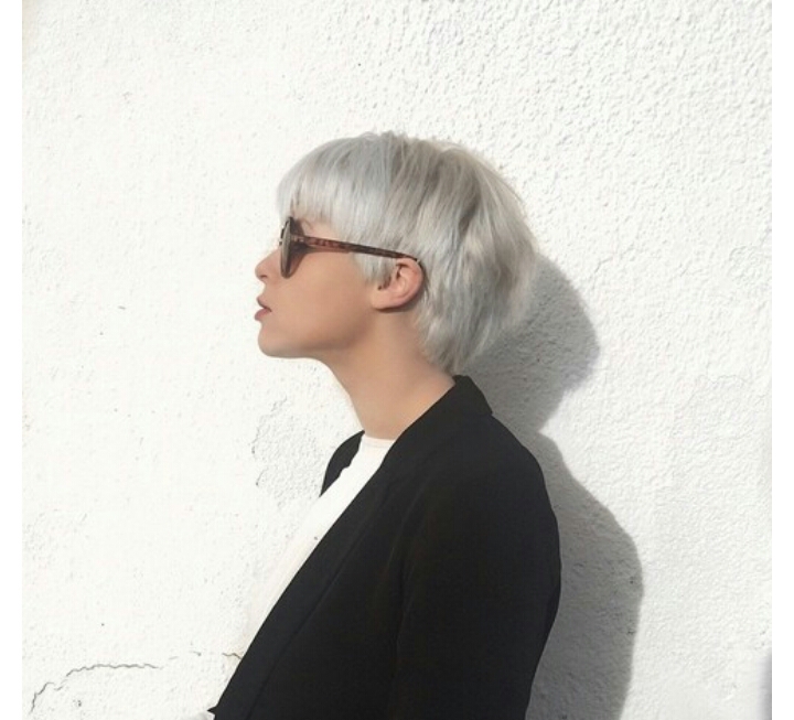 The Granny Hair Trend That Has Girls Going Silver!