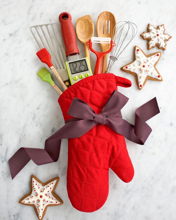 You can give that to your mom or your friend who loves cooking