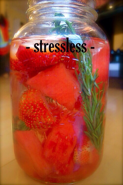 This vitamin water is ideal for helping you balance stress on a mental and physiological level. With the addition of B vitamins, hydrating watermelon and calming rosemary this combination is best used during times of stress or intensity