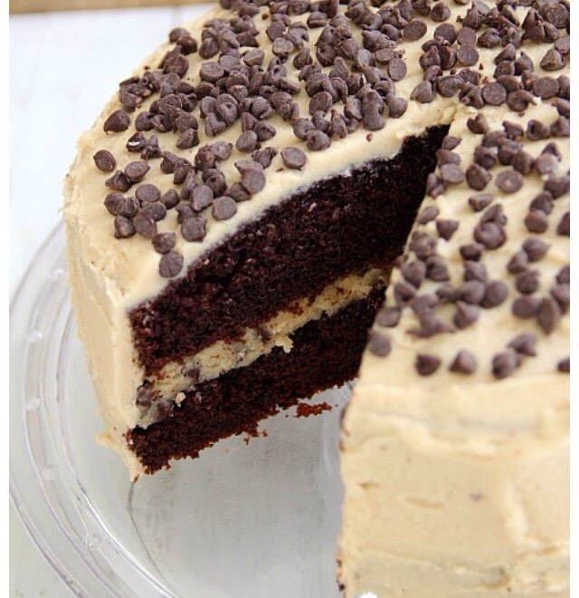 Chocolate Chip Cookie Dough Cake