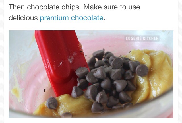 ✨✨ 1 MInute Microwaved Chocolate Chip Cookie ✨✨
