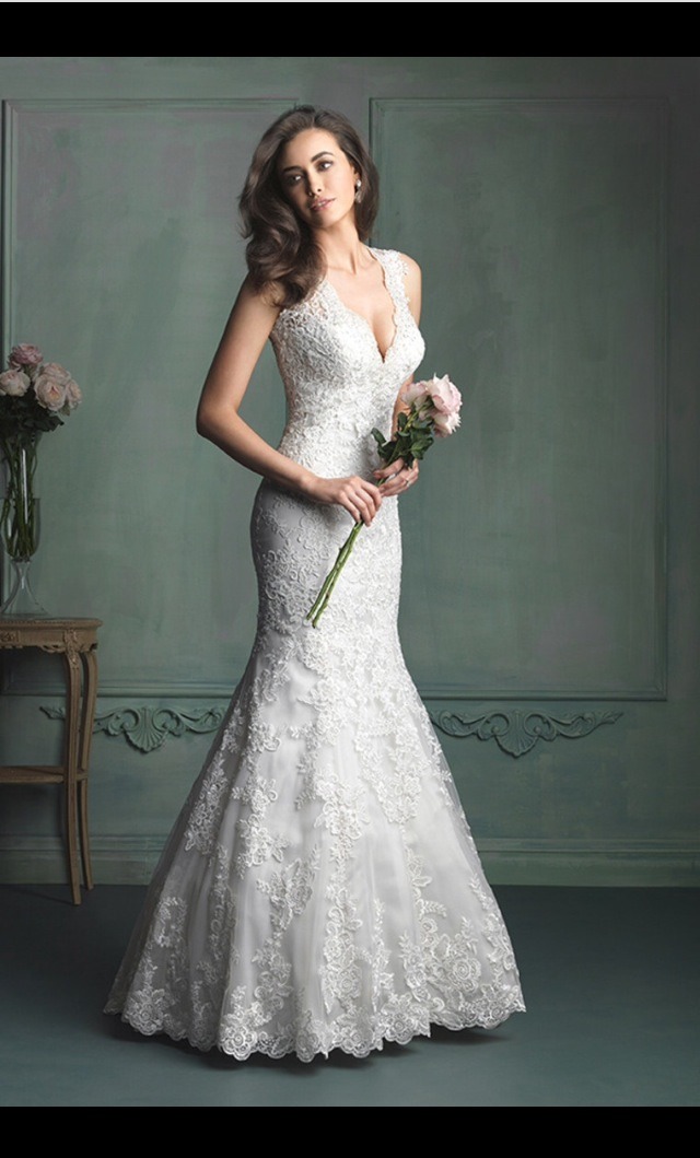Beautiful Wedding Dresses UNDER $500! π #tipit