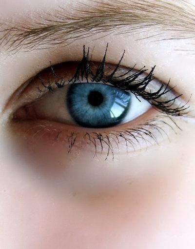 People who have blue eyes are found to be very youthful.Blue eyed people are charming, attractive and very friendly. People with blue eyes are spontaneous and energetic people who tend to live their life fully. Helper and are very kind and sincere. Spiritual and energetic
