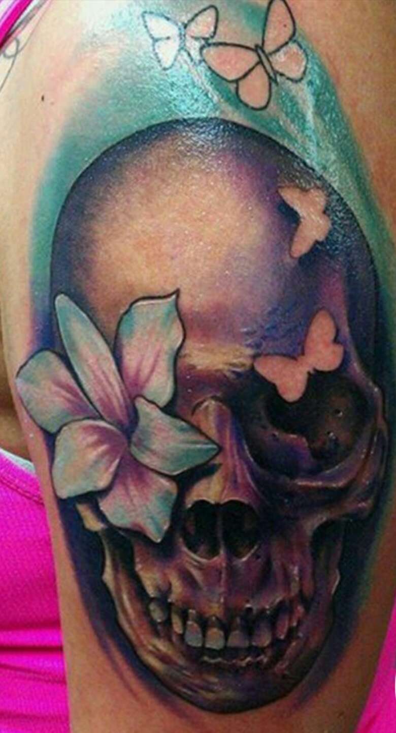 Beautiful Skull Tattoos For Women!